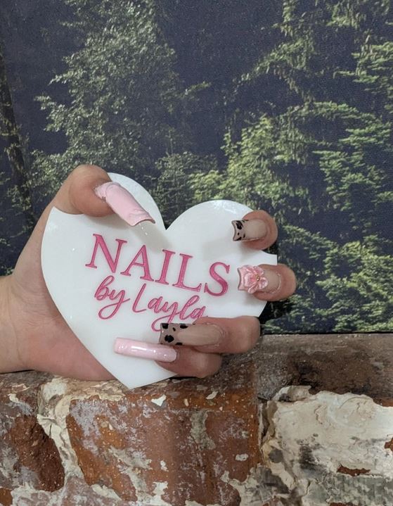 Personalized Nailfie Photo Prop – Custom Acrylic Display Disk