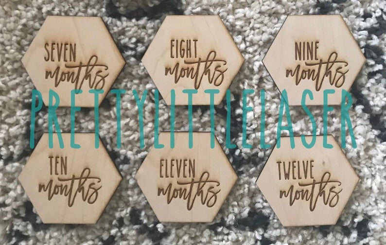 HEXAGON Wooden Monthly Milestone Baby Cards Natural Wood Keepsakes 12 month Photo Props Geometric