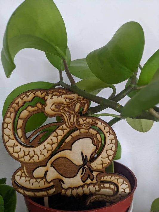 Indoor Plant Snake and Skull Trellis Plant Support