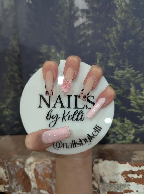 Personalized Nailfie Photo Prop – Custom Acrylic Display Disk